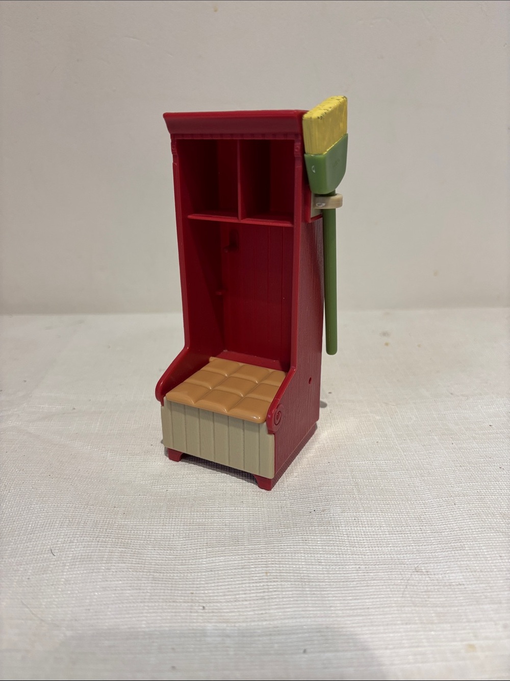 Fisher Price Loving Family 2005 Mud Room Storage Bench & Broom